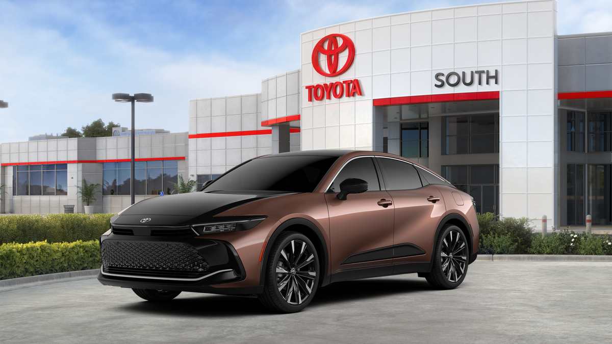 2026 Toyota Crown Platinum