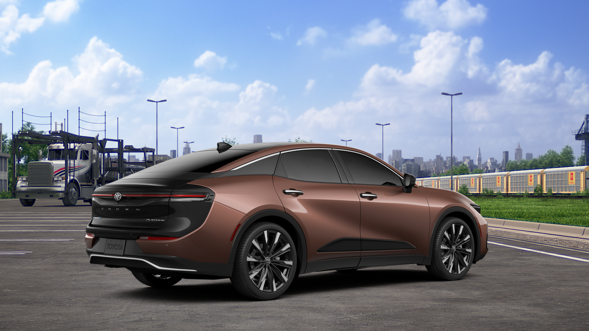 2026 Toyota Crown Platinum