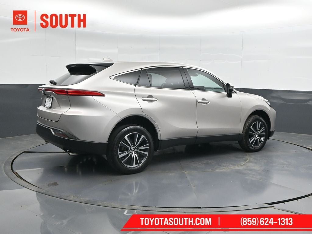 2023 Toyota Venza LE