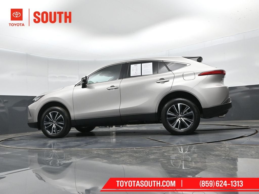 2023 Toyota Venza LE