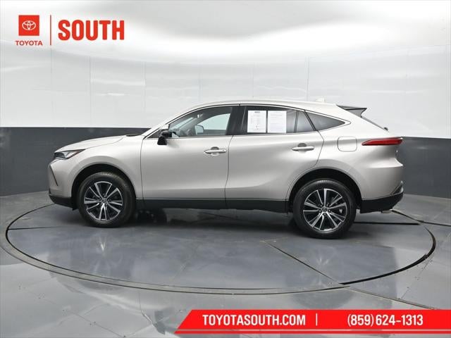 2023 Toyota Venza LE