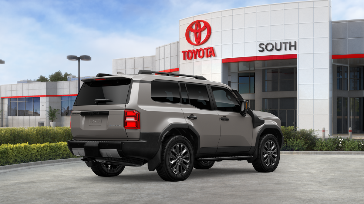 2027 Toyota Land Cruiser Base