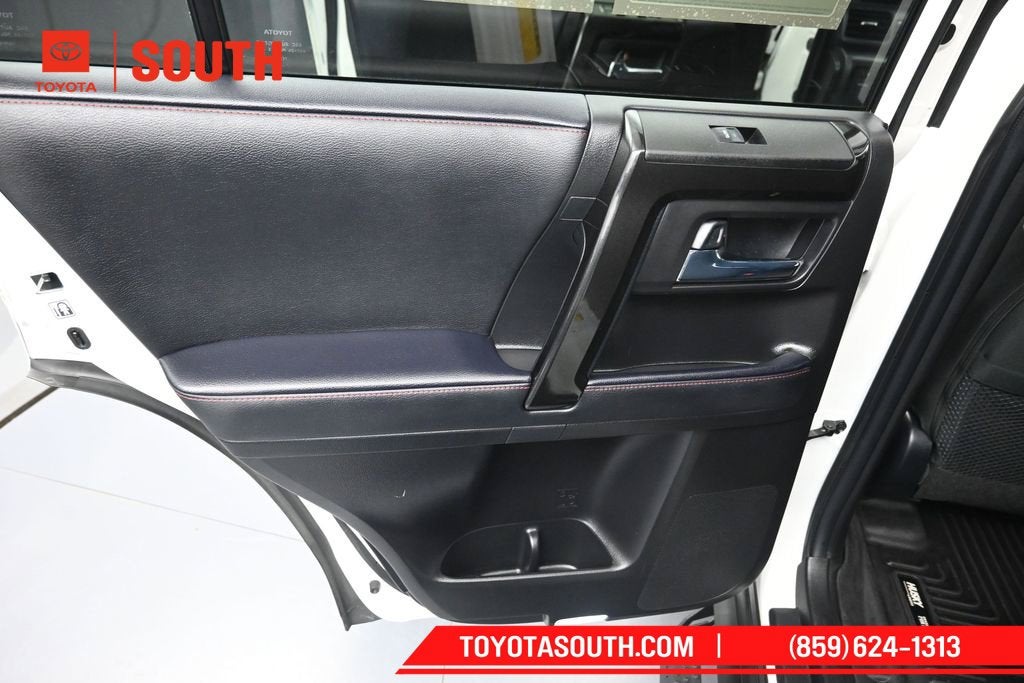 2022 Toyota 4Runner TRD Off-Road