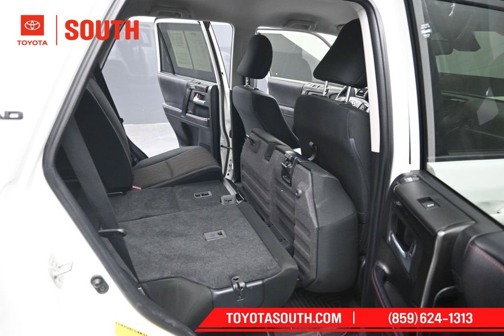 2022 Toyota 4Runner TRD Off-Road