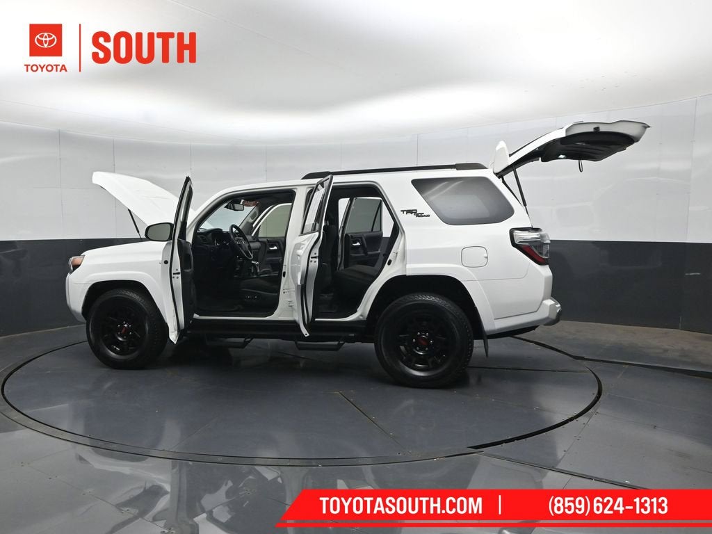 2022 Toyota 4Runner TRD Off-Road