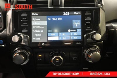 2022 Toyota 4Runner TRD Off-Road