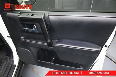 2022 Toyota 4Runner TRD Off-Road