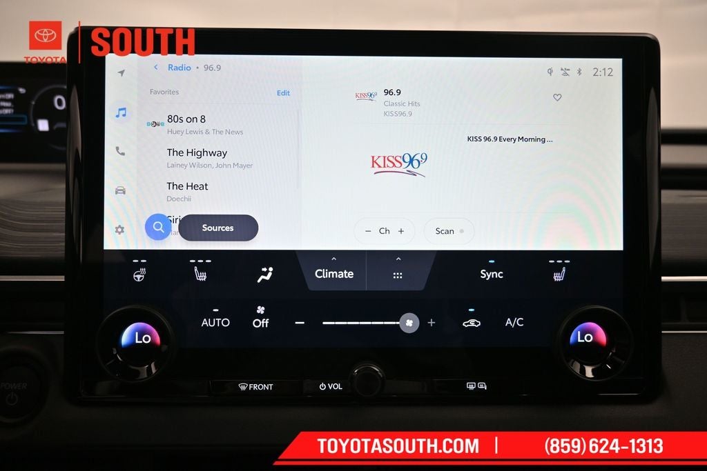 2026 Toyota C-HR XSE