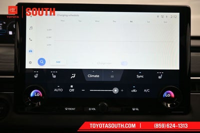 2026 Toyota C-HR XSE