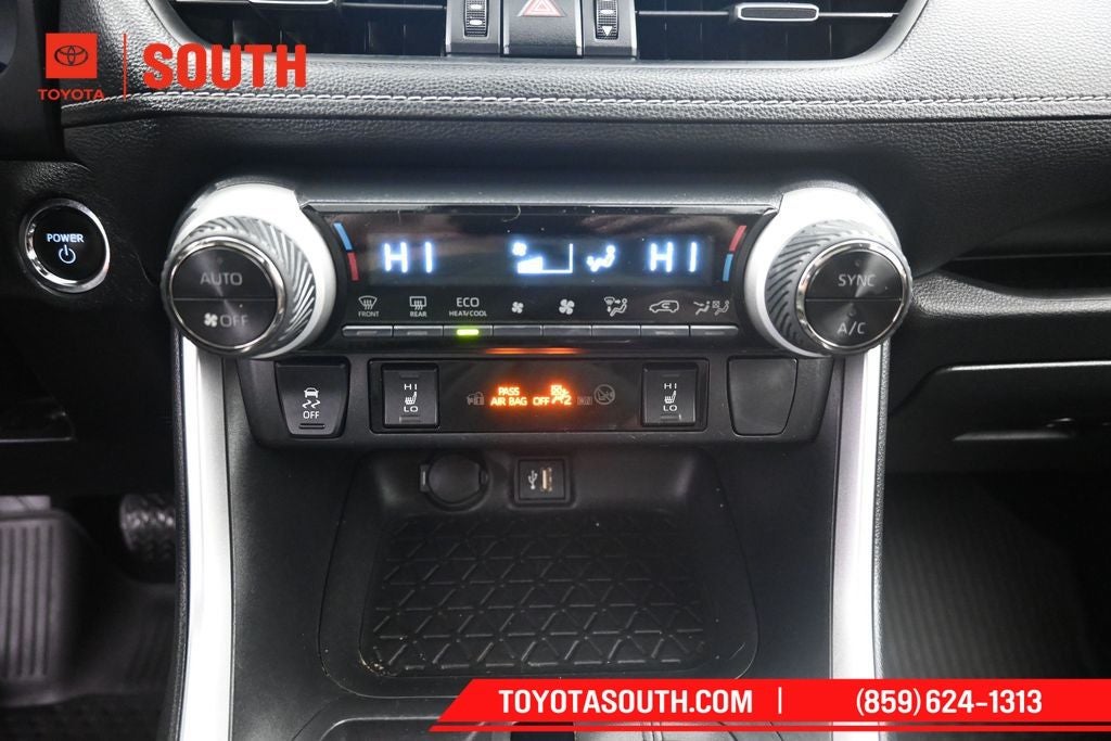2023 Toyota RAV4 Hybrid XLE Premium
