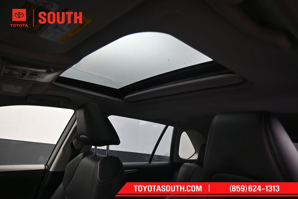 2023 Toyota RAV4 Hybrid XLE Premium