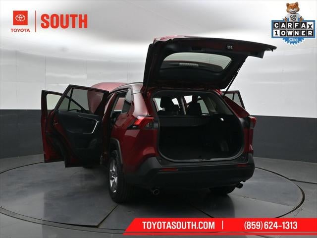 2023 Toyota RAV4 Hybrid LE