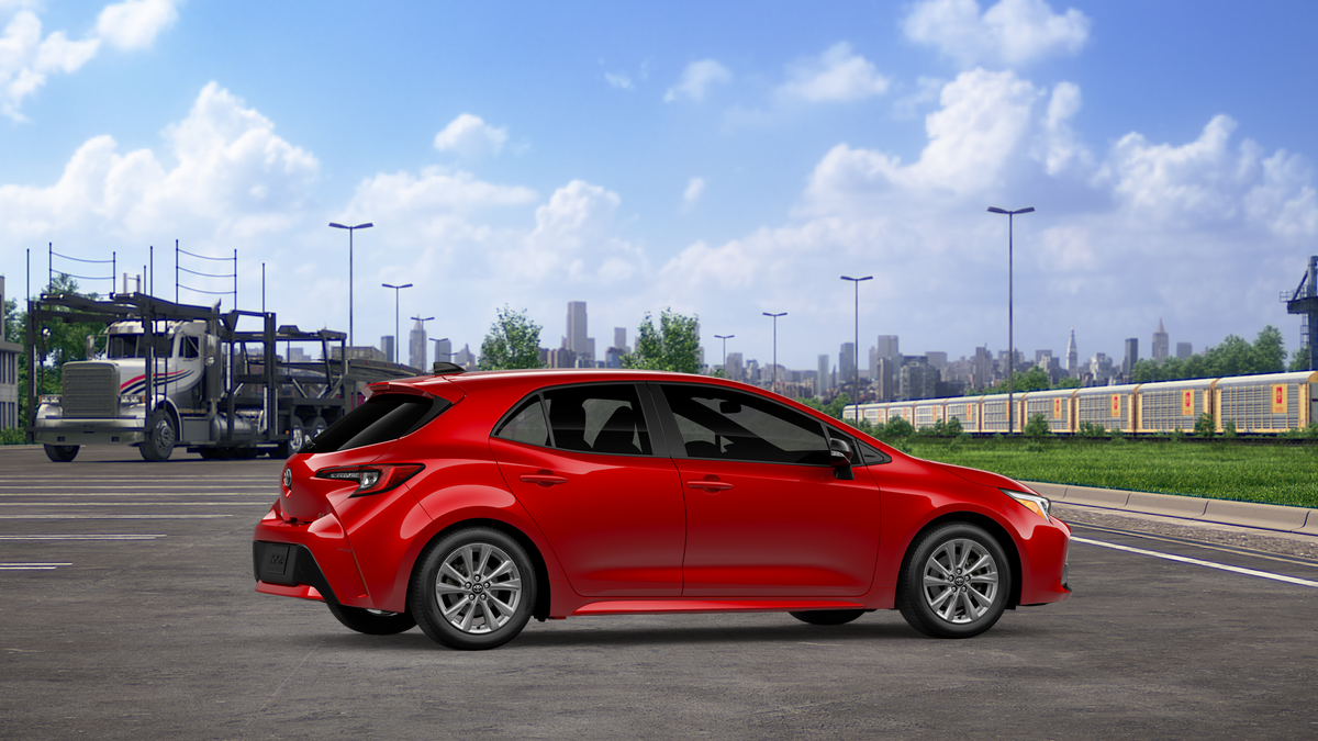 2027 Toyota Corolla Hatchback SE