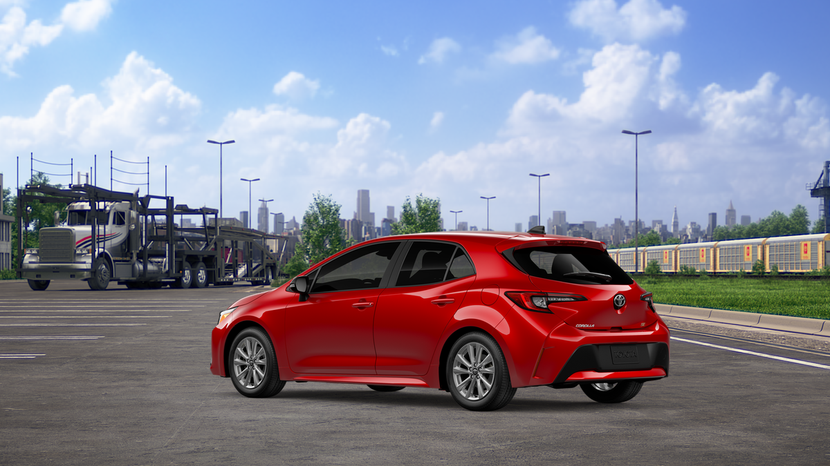 2027 Toyota Corolla Hatchback SE