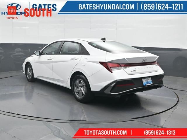 2025 Hyundai Elantra SE