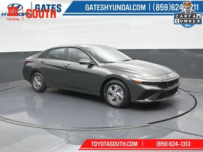 2025 Hyundai Elantra SE
