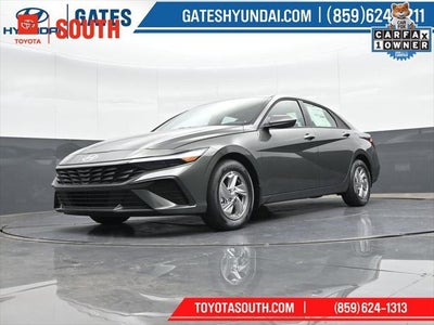 2025 Hyundai Elantra SE