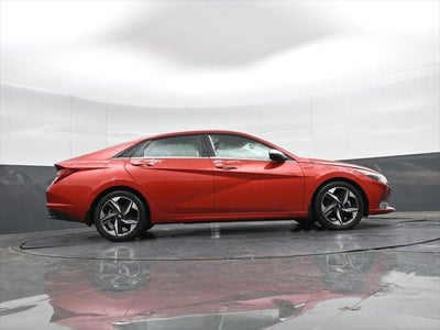 2022 Hyundai Elantra Limited