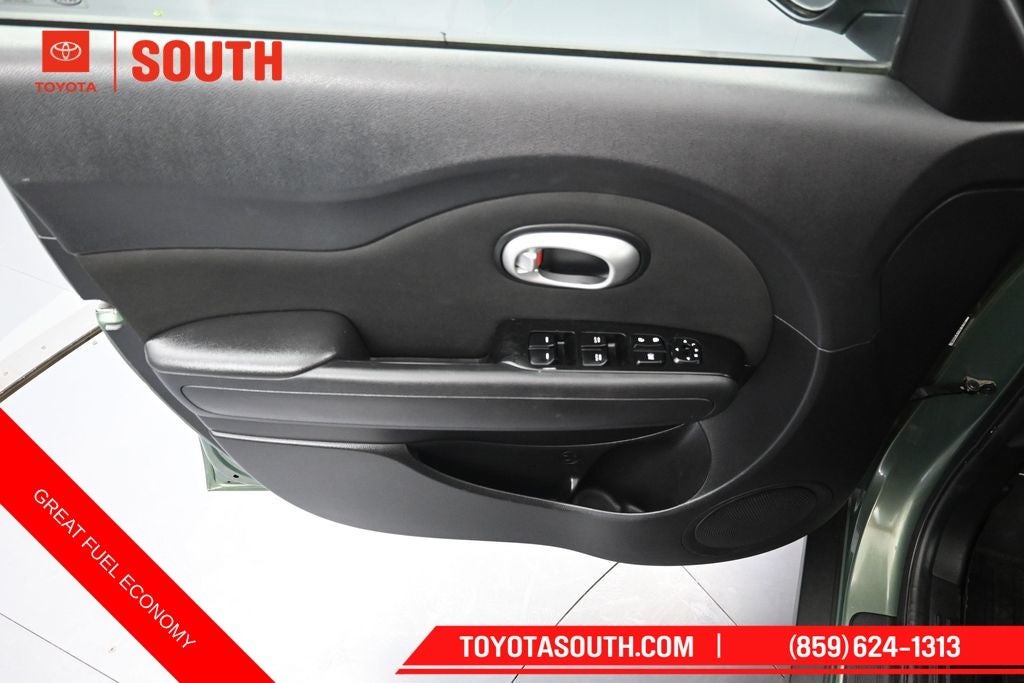 2014 Kia Soul Base
