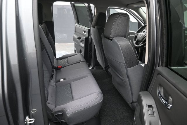 2027 Nissan Frontier SV