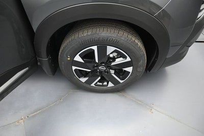 2027 Nissan Kicks SV