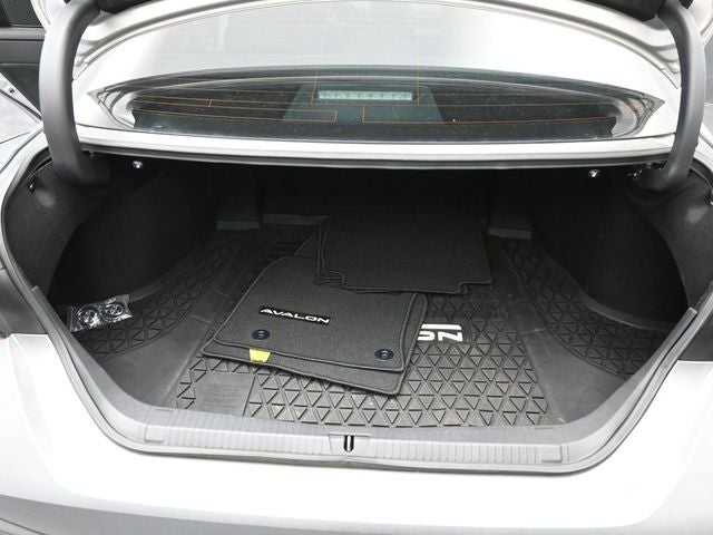 2019 Toyota Avalon XSE