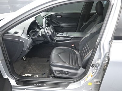 2019 Toyota Avalon XSE