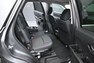 2023 Nissan Pathfinder SV