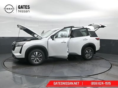 2026 Nissan Pathfinder SL