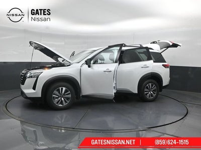 2026 Nissan Pathfinder SL