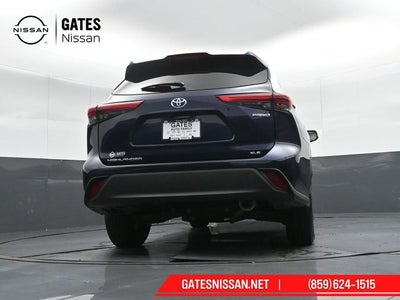 2022 Toyota Highlander Hybrid XLE