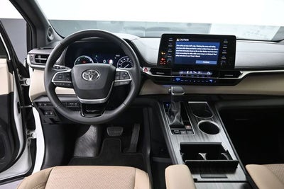 2021 Toyota Sienna Limited 7 Passenger