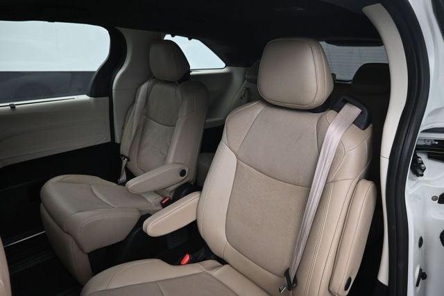 2021 Toyota Sienna Limited 7 Passenger