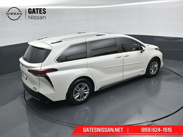 2021 Toyota Sienna Limited 7 Passenger