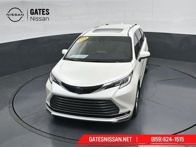 2021 Toyota Sienna Limited 7 Passenger