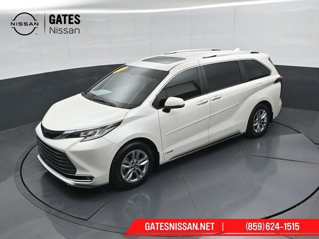 2021 Toyota Sienna Limited 7 Passenger