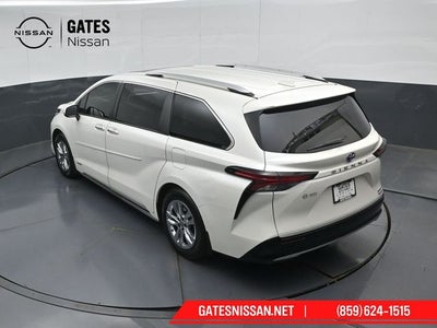 2021 Toyota Sienna Limited 7 Passenger