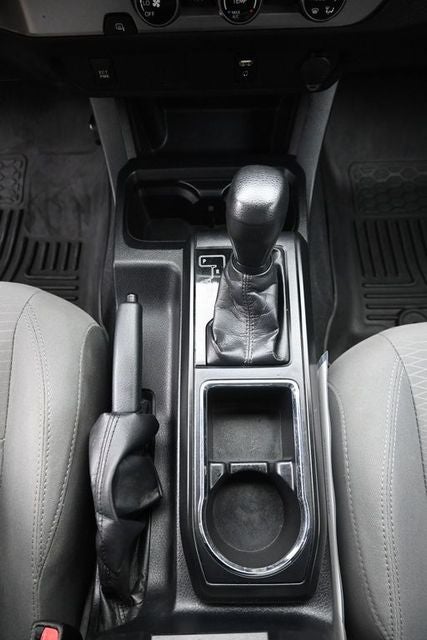 2017 Toyota Tacoma SR