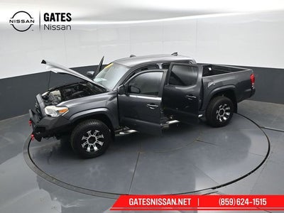 2017 Toyota Tacoma SR