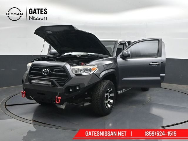 2017 Toyota Tacoma SR