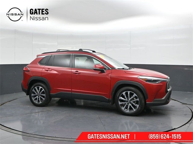 2022 Toyota Corolla Cross XLE