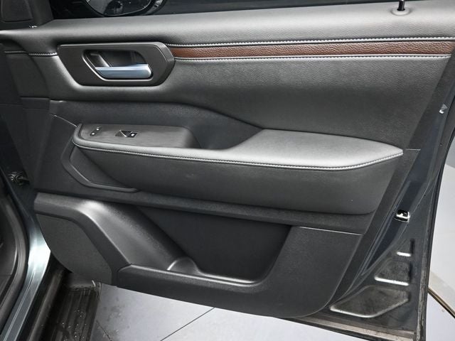 2025 Nissan Armada SL