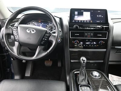 2024 INFINITI QX80 LUXE