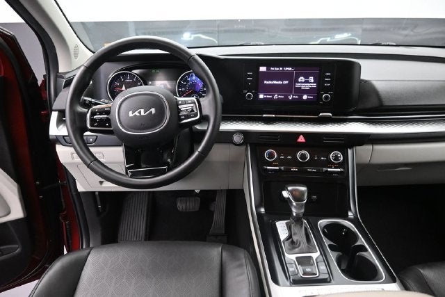 2023 Kia Carnival LX Seat Package