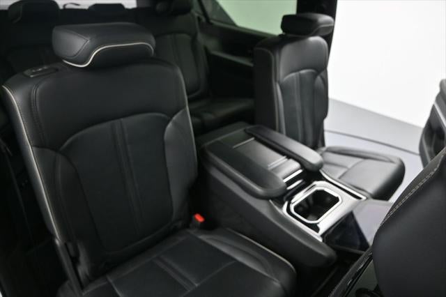 2024 Jeep Grand Wagoneer L Series II