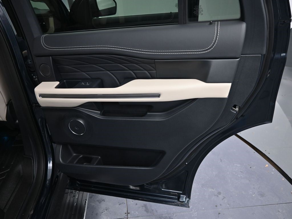 2024 Ford Expedition Platinum