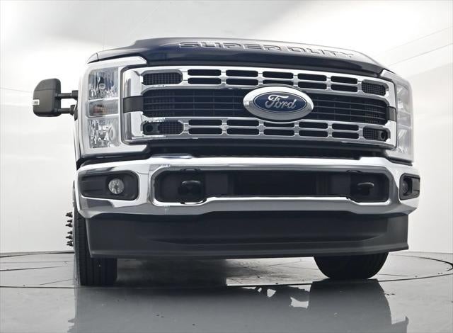 2025 Ford F-350SD XLT DRW