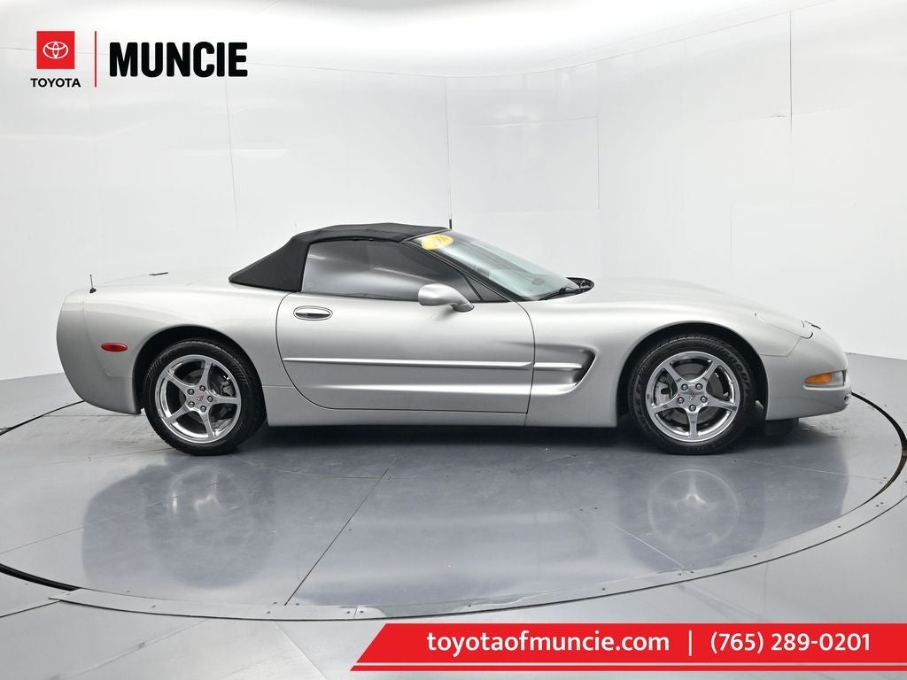 2004 Chevrolet Corvette Base