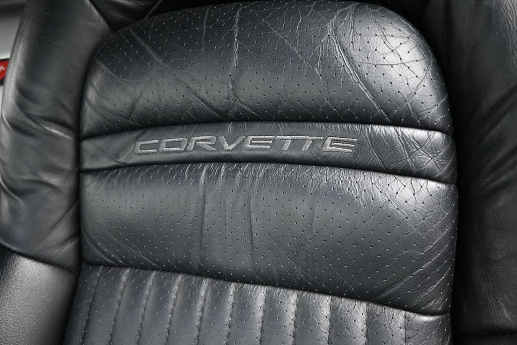 2004 Chevrolet Corvette Base