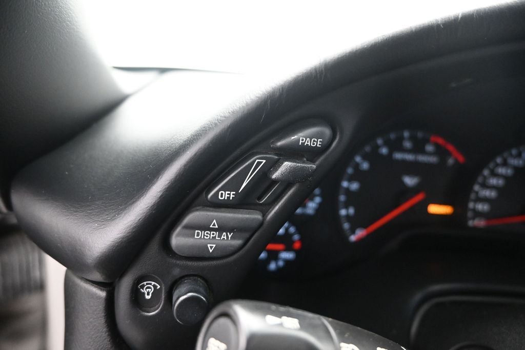 2004 Chevrolet Corvette Base